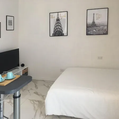 Angy Maison * Verona
